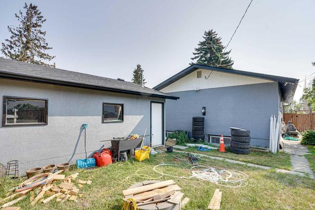 9703 2 Street Se, House detached with 4 bedrooms, 3 bathrooms and 2 parking in Calgary AB | Image 45