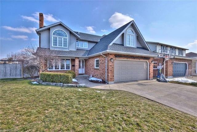 16 Fairhaven Drive, House detached with 4 bedrooms, 3 bathrooms and 6 parking in St. Catharines ON | Image 3