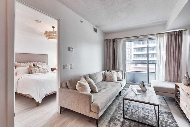 403 - 2220 Lake Shore Blvd W, Condo with 1 bedrooms, 1 bathrooms and 1 parking in Toronto ON | Image 3