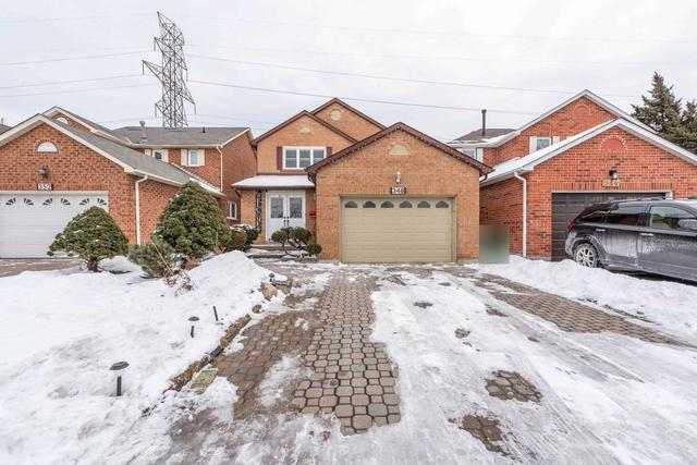 348 Laurentian Ave, House detached with 3 bedrooms, 4 bathrooms and 4 parking in Mississauga ON | Image 1