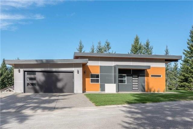 24 Garmisch Rd, House detached with 2 bedrooms, 3 bathrooms and 3 parking in Vernon BC | Image 2