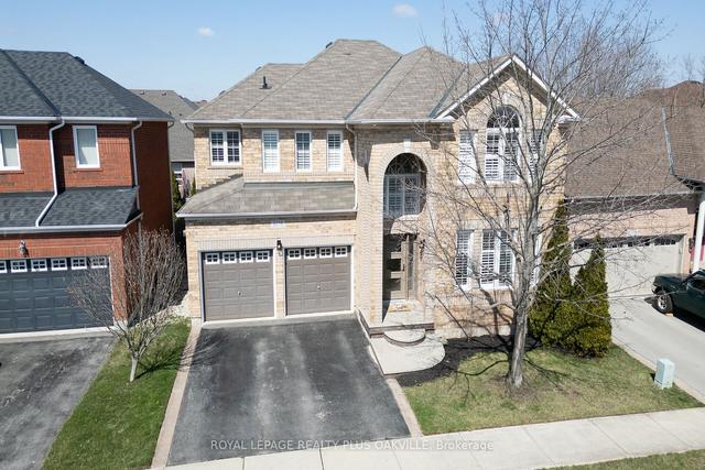 2256 Lapsley Cres, House detached with 4 bedrooms, 4 bathrooms and 4 parking in Oakville ON | Image 12