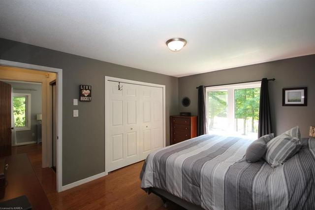 9205 Perth Road, House detached with 4 bedrooms, 2 bathrooms and null parking in South Frontenac ON | Image 15