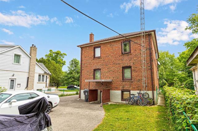 26 Thirty First St, House detached with 4 bedrooms, 3 bathrooms and 7 parking in Toronto ON | Image 14