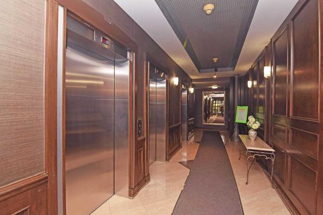 1706 - 115 Omni Dr, Condo with 3 bedrooms, 2 bathrooms and 1 parking in Toronto ON | Image 5