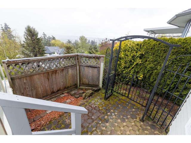 35790 Canterbury Avenue, House detached with 4 bedrooms, 3 bathrooms and 3 parking in Abbotsford BC | Image 34