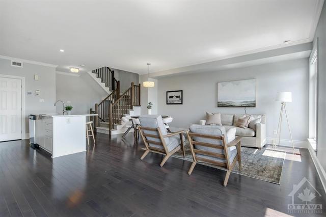 622 Chaperal Private, Townhouse with 2 bedrooms, 3 bathrooms and 2 parking in Ottawa ON | Image 9