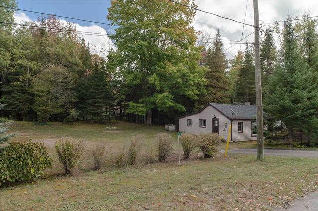 1215 Second Ave N, House detached with 2 bedrooms, 1 bathrooms and 3 parking in South Bruce Peninsula ON | Image 24