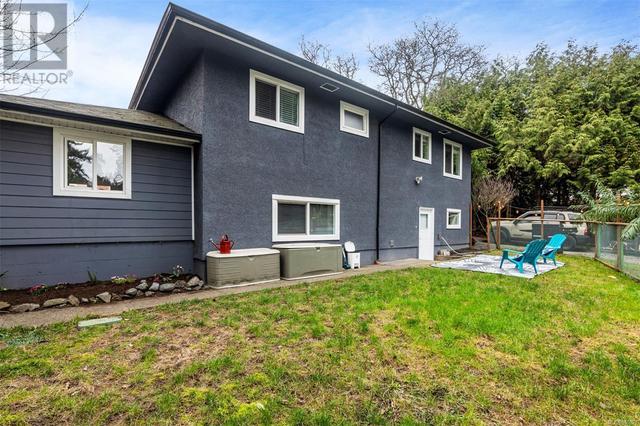 4008 Wiseton St, House detached with 4 bedrooms, 3 bathrooms and 6 parking in Saanich BC | Image 26