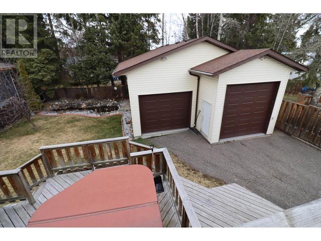7814 Piedmont Crescent, House detached with 3 bedrooms, 3 bathrooms and null parking in Prince George BC | Image 26