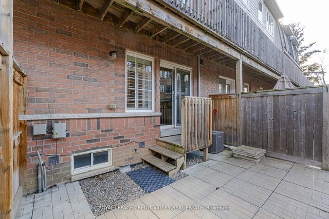 5 - 1137 Haig Blvd, Townhouse with 3 bedrooms, 3 bathrooms and 2 parking in Mississauga ON | Image 32