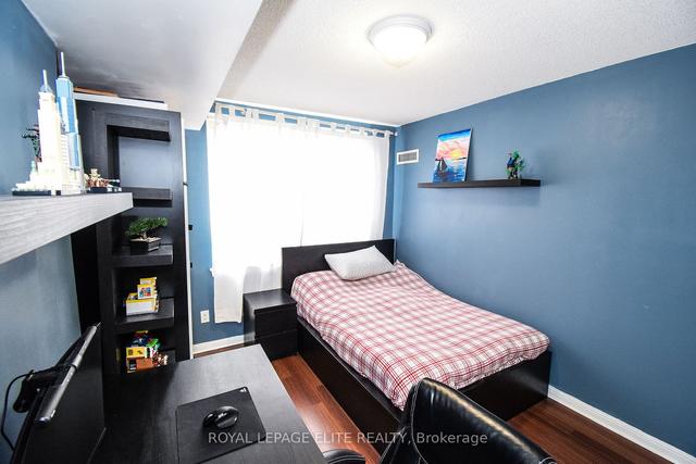 203 - 4 Elsinore Path, Condo with 2 bedrooms, 1 bathrooms and 1 parking in Toronto ON | Image 11