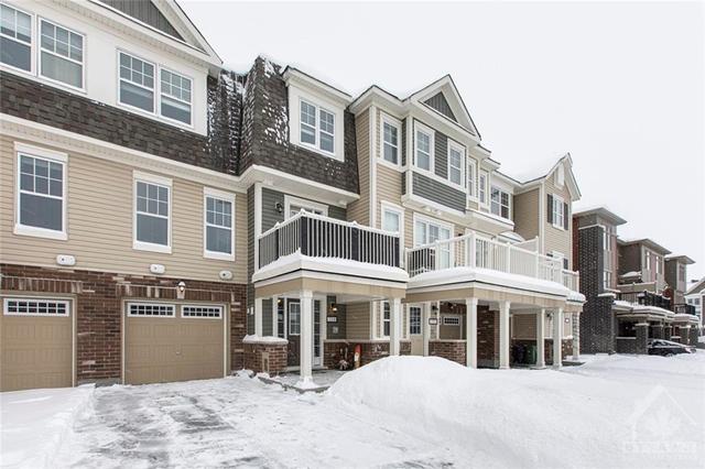 719 Juneberry Lane, Townhouse with 2 bedrooms, 2 bathrooms and 3 parking in Ottawa ON | Image 2