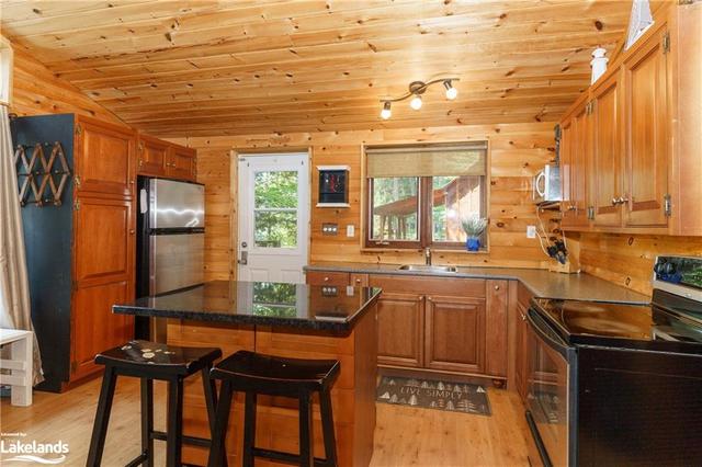 236 Macbeth Island, House detached with 3 bedrooms, 1 bathrooms and null parking in Bracebridge ON | Image 34