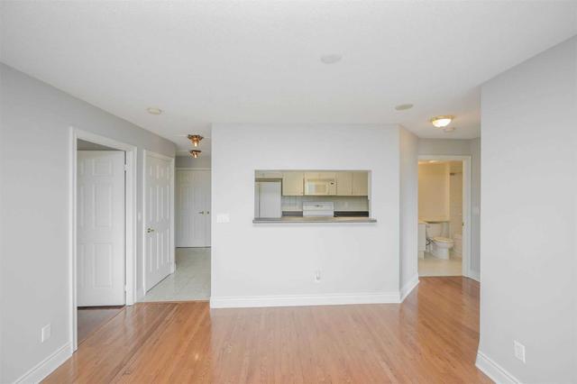 1001 - 442 Maple Ave, Condo with 2 bedrooms, 2 bathrooms and 1 parking in Burlington ON | Image 13