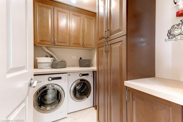 Laundry Room with Custom Cabinetry | Image 10