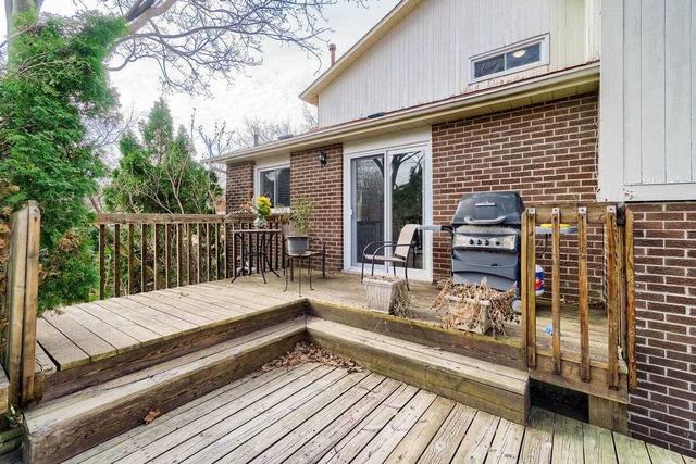 20 Lismore Crt, House detached with 4 bedrooms, 3 bathrooms and 6 parking in Brampton ON | Image 20