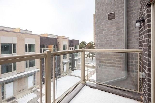 17 - 18 Applewood Lane, Townhouse with 3 bedrooms, 4 bathrooms and 1 parking in Toronto ON | Image 5