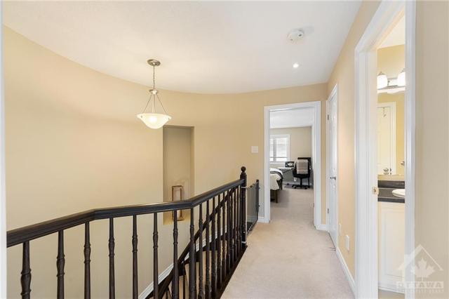 161 Lerta Way, Townhouse with 3 bedrooms, 3 bathrooms and 3 parking in Ottawa ON | Image 18