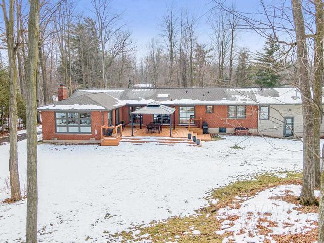 11795 Sixth Line, House detached with 3 bedrooms, 2 bathrooms and 26 parking in Halton Hills ON | Image 25