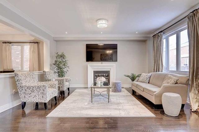 103 John Davis Gate, House detached with 3 bedrooms, 3 bathrooms and 5 parking in Whitchurch Stouffville ON | Image 6