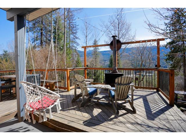 5820 Woodland Drive, House detached with 4 bedrooms, 4 bathrooms and null parking in Central Kootenay F BC | Image 52