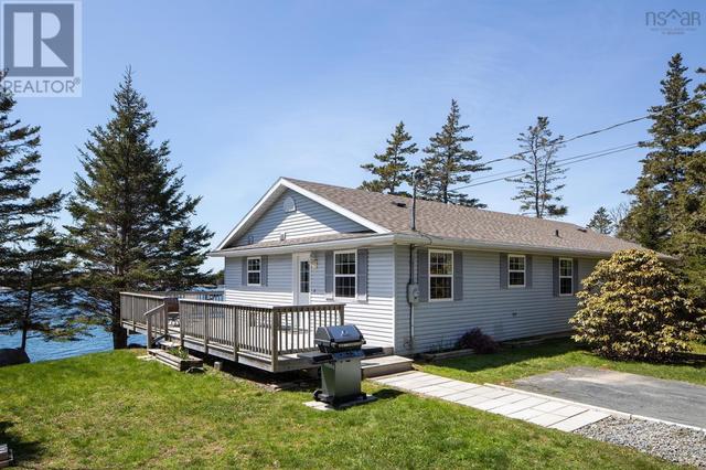 8748 Peggys Cove Road, House detached with 2 bedrooms, 1 bathrooms and null parking in Halifax NS | Card Image