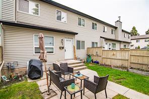 2 - 20 Alford Avenue, Home with 3 bedrooms, 1 bathrooms and 1 parking in Red Deer County AB | Image 9