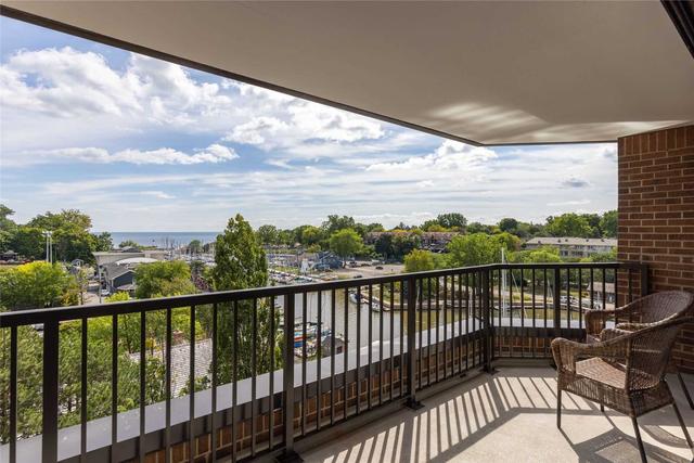 802 - 100 Lakeshore Rd E, Condo with 2 bedrooms, 2 bathrooms and 2 parking in Oakville ON | Image 16