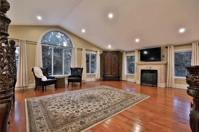 1715 Blythe Rd, House detached with 6 bedrooms, 6 bathrooms and 12 parking in Mississauga ON | Image 9