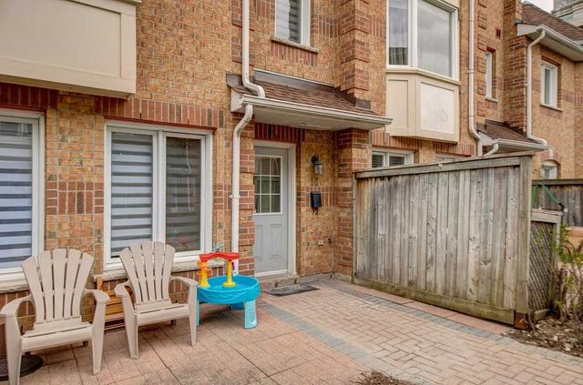 16 - 151 Townsgate Dr, Townhouse with 3 bedrooms, 3 bathrooms and 2 parking in Vaughan ON | Image 23