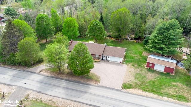 1017 Clement Lake Road, House detached with 3 bedrooms, 2 bathrooms and 6 parking in Highlands East ON | Image 40