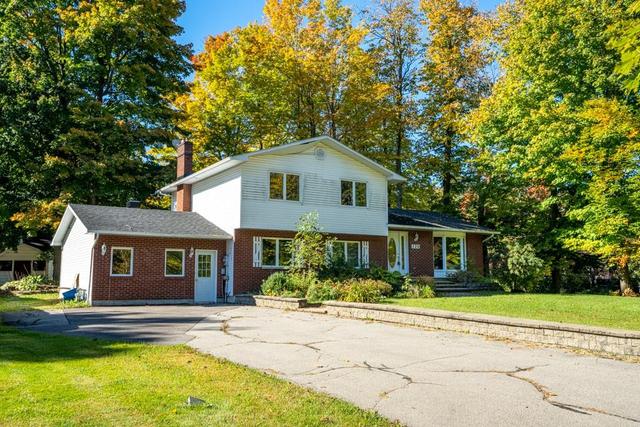 720 Pattee Road, House detached with 6 bedrooms, 3 bathrooms and 6 parking in Champlain ON | Card Image