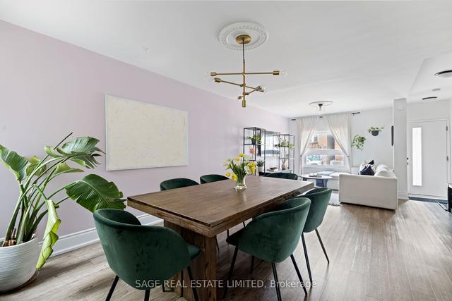 296 Ossington Ave, House semidetached with 3 bedrooms, 3 bathrooms and 0 parking in Toronto ON | Image 1
