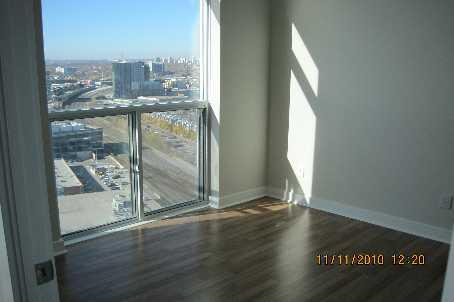 uph04 - 100 Western Battery Rd, Condo with 2 bedrooms, 2 bathrooms and 1 parking in Toronto ON | Image 5