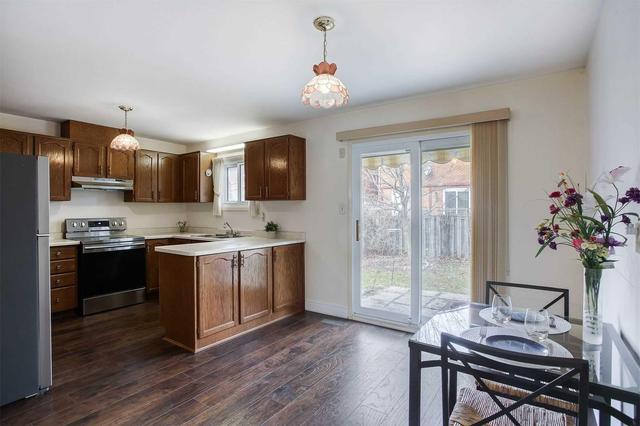 104 Stephenson Cres, House detached with 3 bedrooms, 2 bathrooms and 2 parking in Richmond Hill ON | Image 6