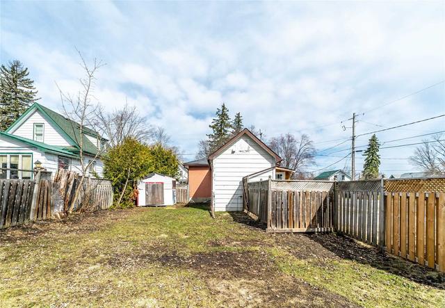 111 Durham St W, House detached with 3 bedrooms, 1 bathrooms and 2 parking in Kawartha Lakes ON | Image 19