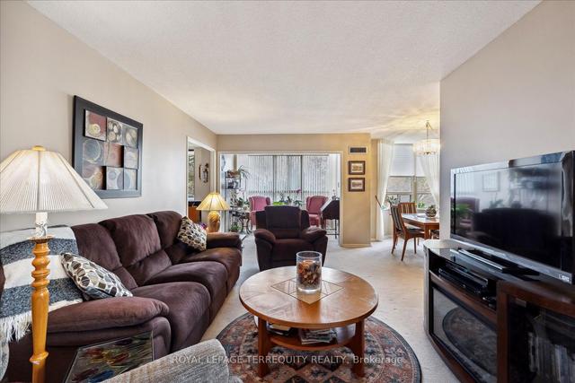 207 - 100 County Court Blvd, Condo with 3 bedrooms, 2 bathrooms and 2 parking in Brampton ON | Image 4
