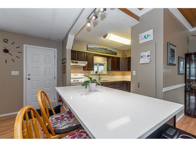 33245 5th Avenue, House detached with 4 bedrooms, 2 bathrooms and 6 parking in Mission BC | Image 3
