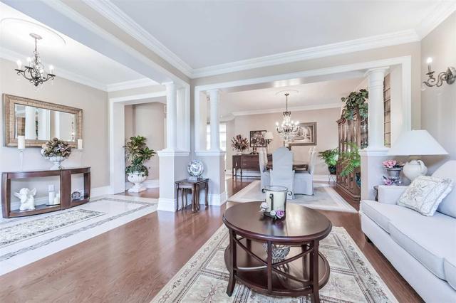 8 Leander Crt, House detached with 4 bedrooms, 5 bathrooms and 3 parking in Toronto ON | Image 36