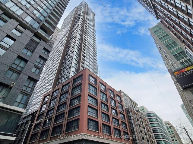 3602 - 55 Mercer St, Condo with 3 bedrooms, 2 bathrooms and 0 parking in Toronto ON | Image 23
