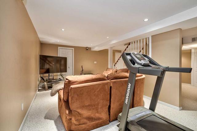 1174 Montrose Abbey Dr, House detached with 3 bedrooms, 4 bathrooms and 4 parking in Oakville ON | Image 22
