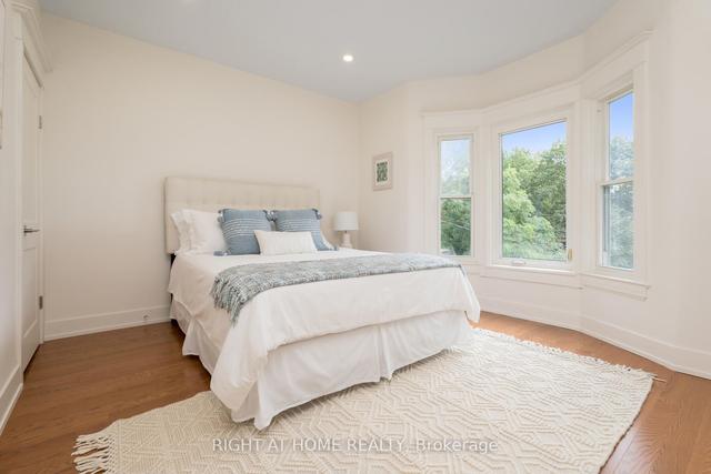 726 Logan Ave, House semidetached with 3 bedrooms, 2 bathrooms and 2 parking in Toronto ON | Image 25