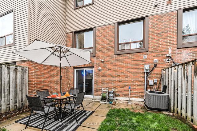 90 Carleton Pl, Townhouse with 3 bedrooms, 3 bathrooms and 2 parking in Brampton ON | Image 31