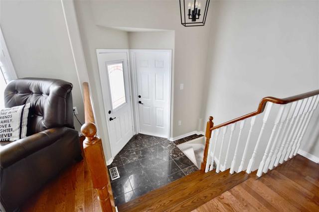 61 Forest Dale Dr, House detached with 3 bedrooms, 2 bathrooms and 4 parking in Barrie ON | Image 8