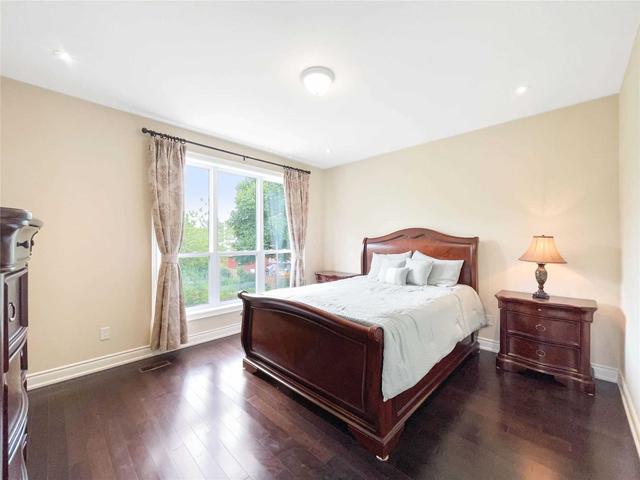 63 Princemere Cres, House detached with 3 bedrooms, 4 bathrooms and 5 parking in Toronto ON | Image 8