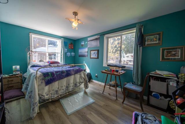 1766 Riondel Road N, House detached with 3 bedrooms, 2 bathrooms and null parking in Central Kootenay A BC | Image 57