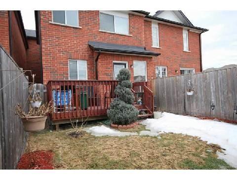 3769 Nightstar Dr, House attached with 3 bedrooms, 3 bathrooms and 2 parking in Mississauga ON | Image 9
