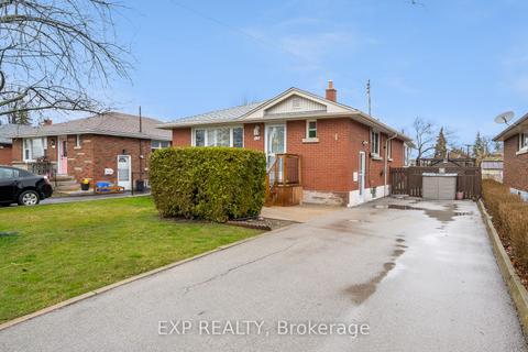 115 Mcelroy Rd E, House detached with 3 bedrooms, 2 bathrooms and 3 parking in Hamilton ON | Card Image