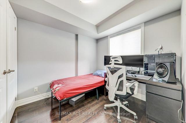 22 Coventry St, House attached with 3 bedrooms, 3 bathrooms and 1 parking in Toronto ON | Image 14